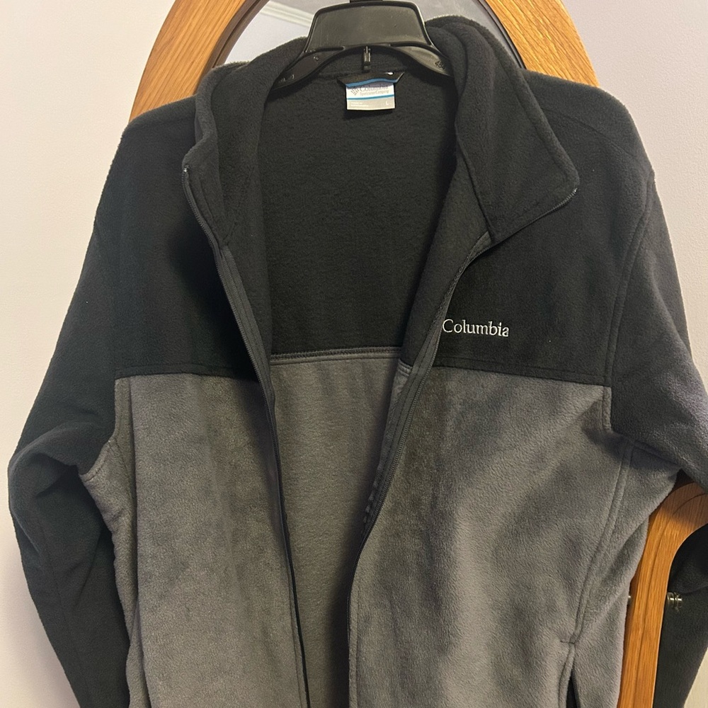 Columbia men’s jacket black and gray